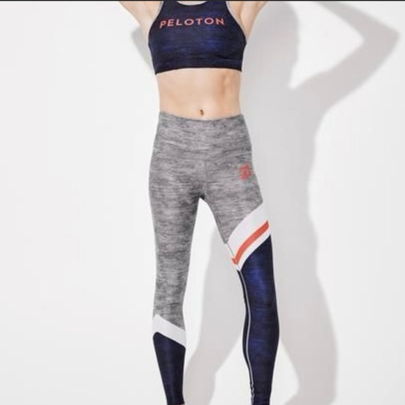 Peloton x WITH 🦄 Wear it to Heart Retro SET - Picture 7 of 8